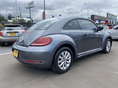 Imagen 10 de 20 de Volkswagen Beetle New Desing Mt 2018 - 2500cc