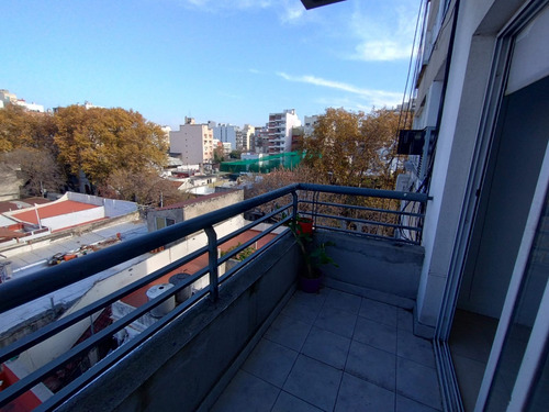 Alquiler Monoambiente Avda. Rivadavia Floresta
