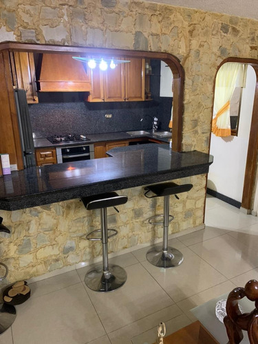 Vendo Bello Townhouse De Oportunidad En Turmero. San Pablo