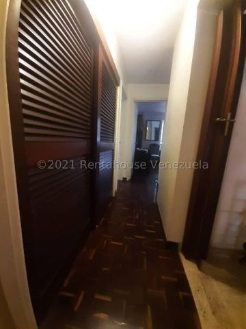 Imagen 18 de 25 de Gc Venta De Acogedor Apartamento En Los Palos Grandes / 22-10798