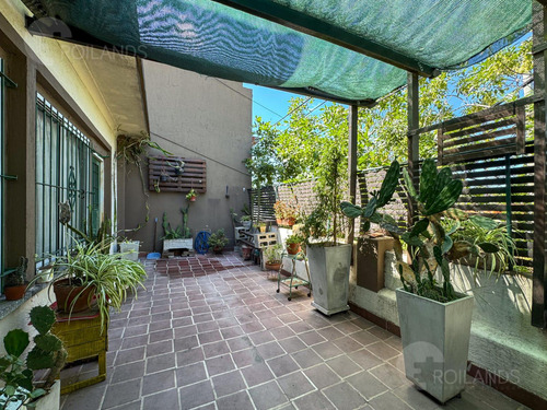Venta Ph 4 Ambientes En Planta Baja Y Primer Piso En Villa Sarmiento