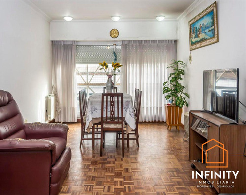 Venta Departamento 3 Dormitorios Caseros Al 1000