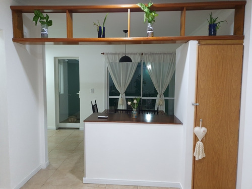 Imagen 2 de 20 de Departamento Olivar 2, Cuenta Con 4 Ambientes, Galería Y Patio. Muy Luminoso, Espacioso. Estado Impecable.