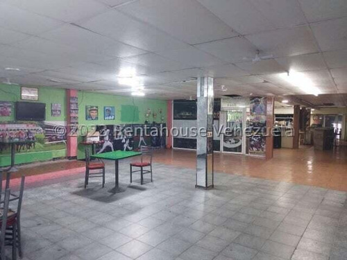 Local Comercial En Alquiler Zona Centro Este Barquisimeto, Espacioso Y Con Aire, Cod 25 5882, Comunicate Soy Gabi Irastorza De Rentahouse.