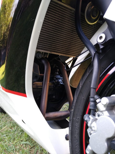 Kawasaki Ninja 250 (no Ninja 300, 400, Cbr 300, Rc200,rs200)