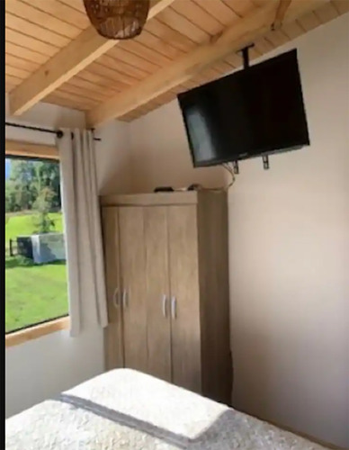 En Venta Conjunto De Cabañas Sector Las Quemas - Futrono