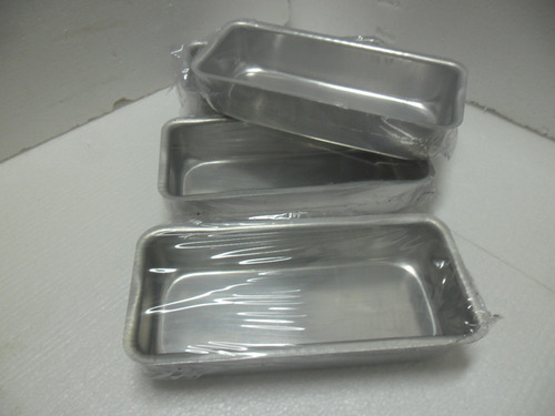 Imagen 6 de 6 de Molde De Aluminio Para Pan Y Budín Medidas 22x10,5x4 Cms