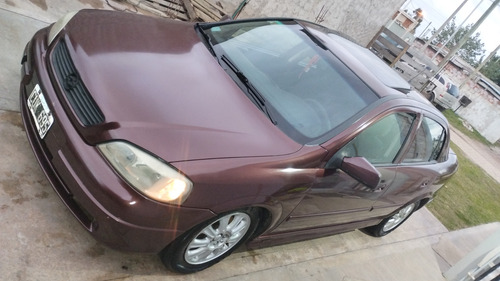 Chevrolet Astra 2.0 Gls 4 p