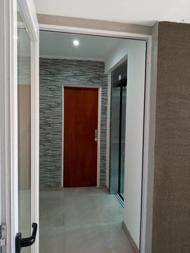 Departamento Venta 1 Dormitorio 1 Baño Balcon Y 1 Cochera 50 Mts 2 Totales - La Plata