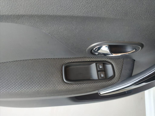 Imagem 14 de 15 de Sandero 1.0 12v Sce Flex Zen Manual