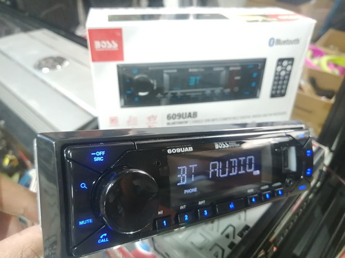 Reproductor Boss Bluetooth Usb Aux Doble Salida Planta