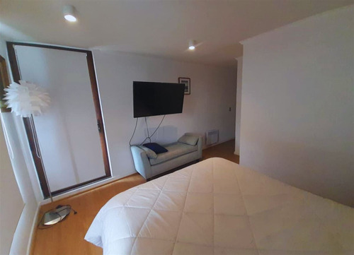 Departamento En Venta De 4 Dorm. En Papudo