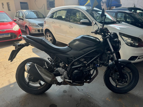 Suzuki Sh650a 2019 Com 25.000 Km Preta