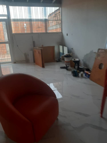 Imagen 10 de 12 de Casa Remodelada En Valle De Oro