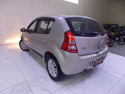Renault Sandero 2012 Privilege 1.6 Flex Automático + Couro