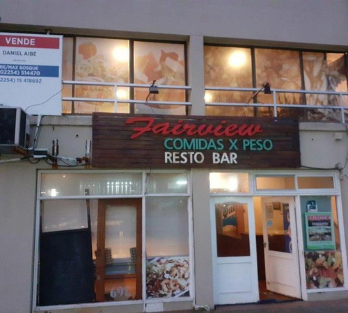 Imagen 2 de 20 de Local Comercial De 220m2 En Pleno Centro De Pinamar