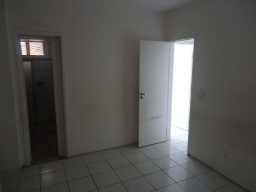 Imagem 9 de 11 de Apartamento Para Alugar Na Cidade De Fortaleza-ce - L4090