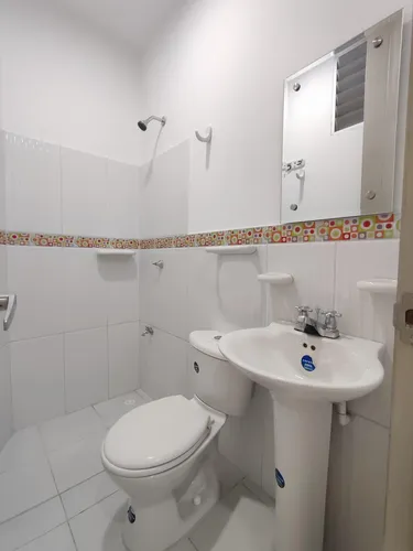 Oficina En Arriendo En Latino. Cod A17321