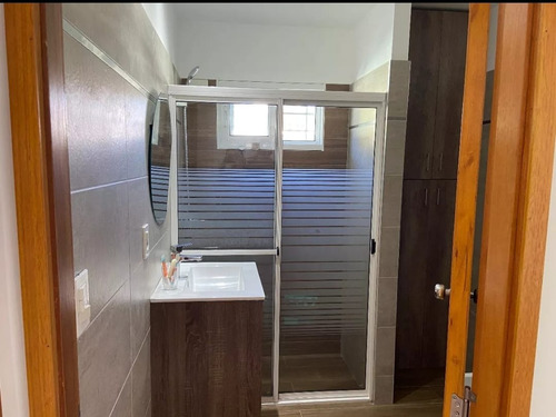 Se Alquila Casa En El Pinar Sur , 2 Dorm 1 Baño. Impecable