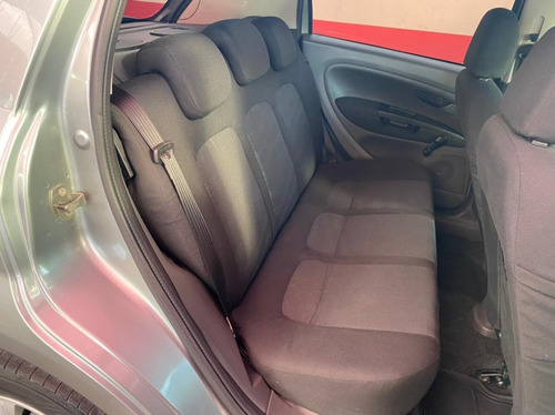 Fiat Punto 1.4 - 2010 - Cinza
