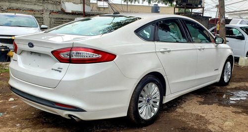 Ford Fusion 2.5 Se Híbrido Mt