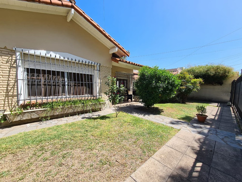 Excelente Chalet Zona Residencial Ituzaingó Norte