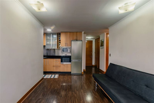 Departamento En Venta De 2 Dorm. En Las Condes