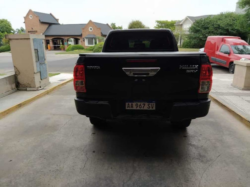 Toyota Hilux 2.8 Cd Srv 177cv 4x2 2017