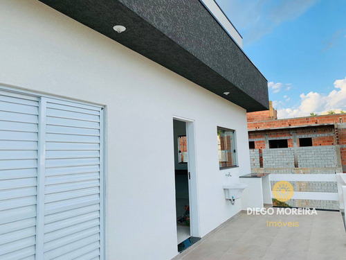 Imagem 10 de 15 de Casa Com 3 Dormitórios - 256 Metros De Área Construída! - Cs190