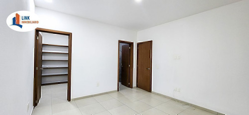 Casa En Venta En Fontee Solares, Zapopan.