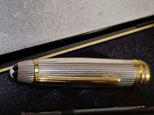 Caneta Montblanc Tinteiro 146 Doue Pinstripe M Preto Preto (Usado)