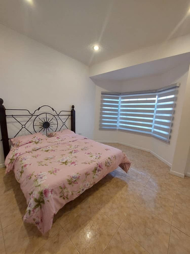 Imagen 8 de 13 de En Venta Casa Urbanización Portobello