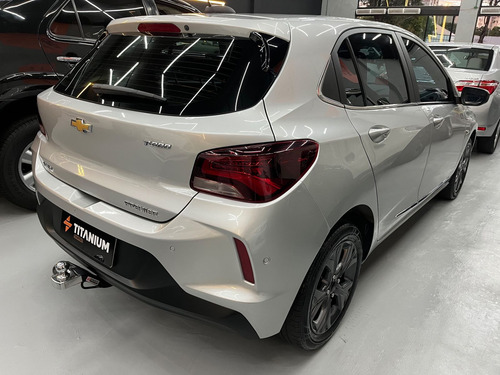 Chevrolet Onix HATCH PREM. 1.0 12V TB Flex 5p Aut.
