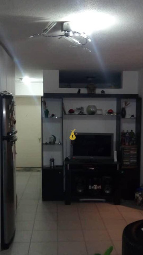 Apartamento En Venta 55m2 La Candelaria