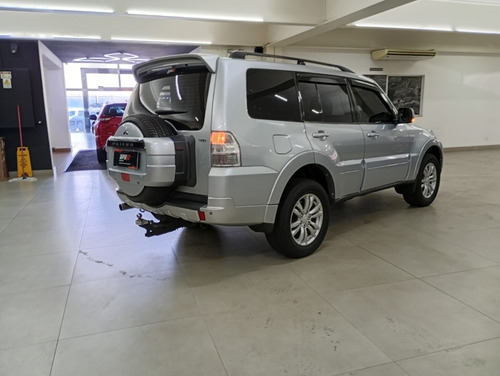Mitsubishi Pajero Full 3.2 HPE 4X4 16V TURBO INTERCOOLER DIESEL 4P AUTOMÁTICO