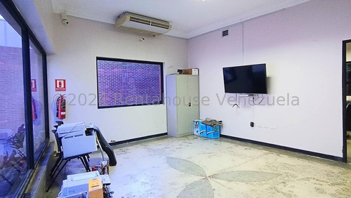 Casa Comercial En Venta En Santa Mónica 24-16876 Cs