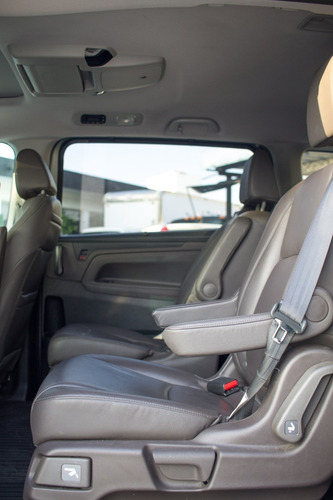 Imagen 5 de 8 de Honda Odyssey Touring V6 / 3.5 At 2018