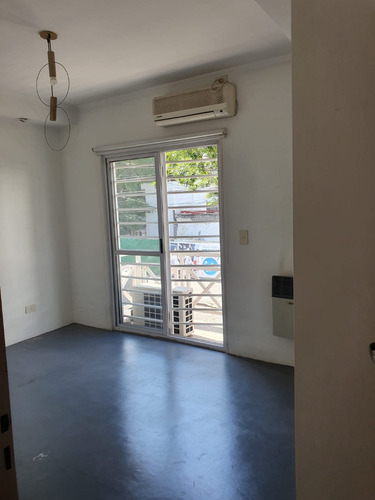 Ph Dúplex 3 Amb A 2 Cuadras Del Colegio Las Nieves Con Patio