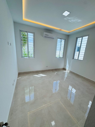 ¡hermosa Casa En Venta!gurabo 250 M2 De Terreno |
