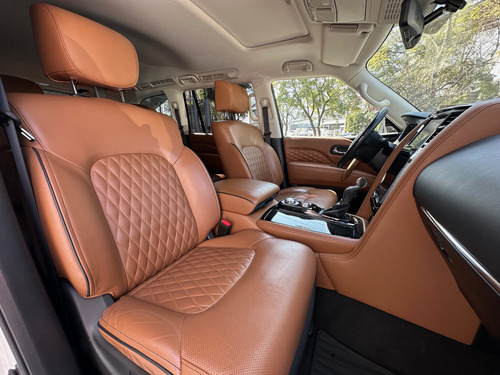 Infiniti QX80 5.6l Perfection 8 Pasajeros At