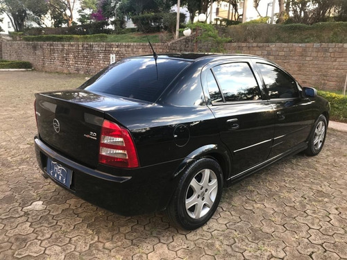 Astra Sedan Advantage 2.0 (flex) (aut)