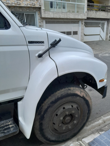 Caminhão F12000 C/ Polinguindaste + 15 Caçambas