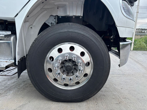 Frightliner M2 2016 Torton Roll Off