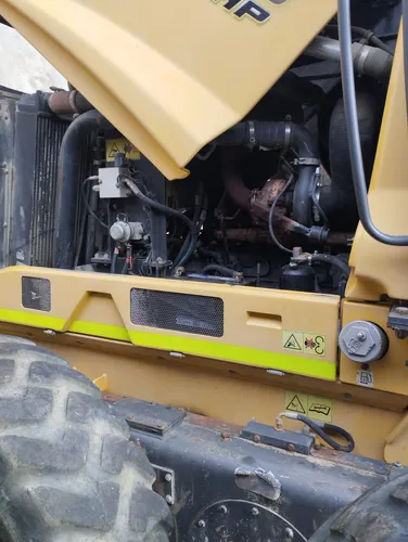 Motoniveladora Newholland 170b