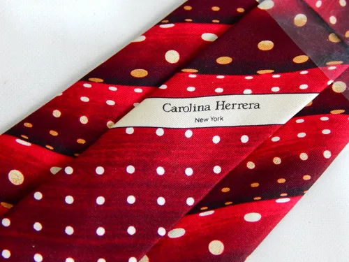 Corbata Carolina Herrera Roja (Usado)