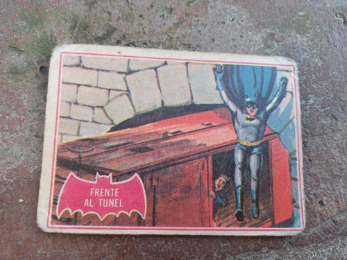 A- Figurita Batman Tarjeta Año 1966 N.19
