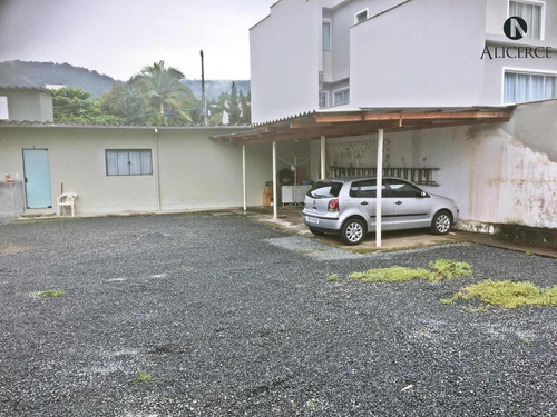 Casa Com Amplo Terreno Para Locação - 2445