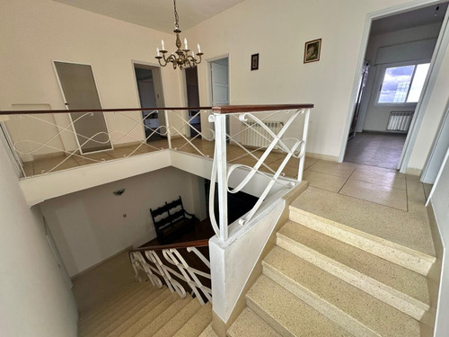 Casa Frente Al Mar En Punta Gorda Carrasco, Primera Linea