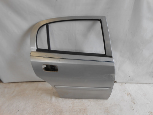 Puerta Trasera Derecha Chevrolet Astra 2004-2008 Sedan