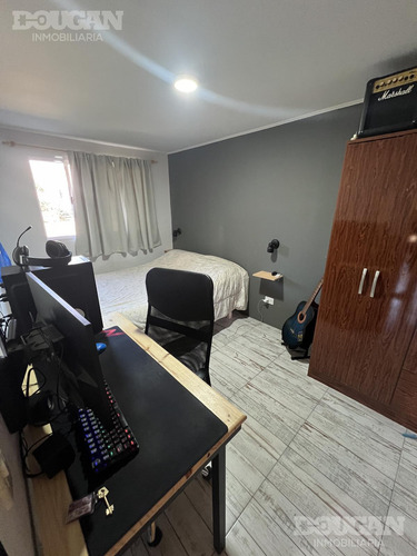 Venta - Casa Tipo Quincho Con Pileta Sobre Terreno Propio